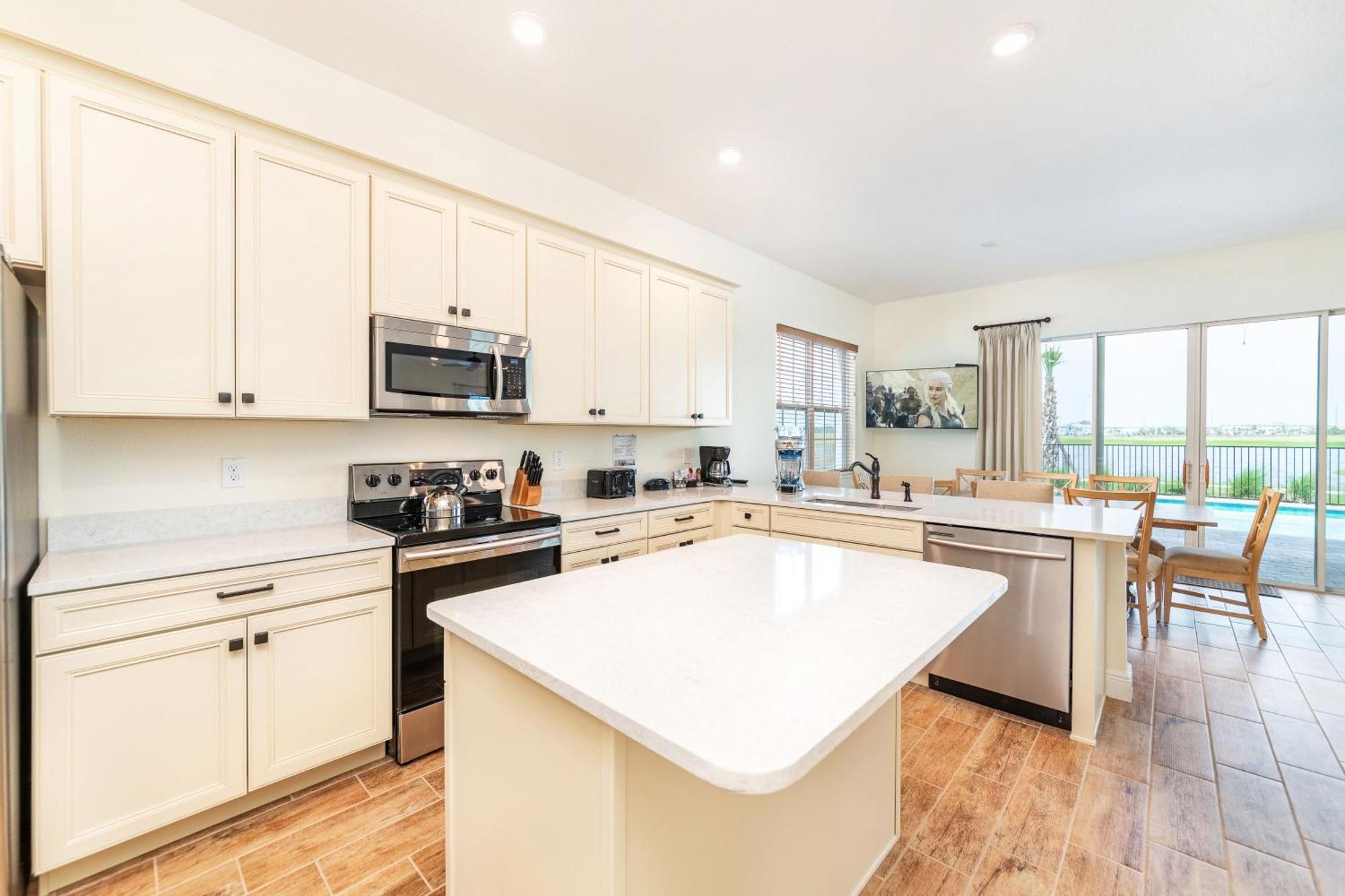 Holiday home Blissful Oasis With Private Pool Near With Margaritaville Access - 8057su
