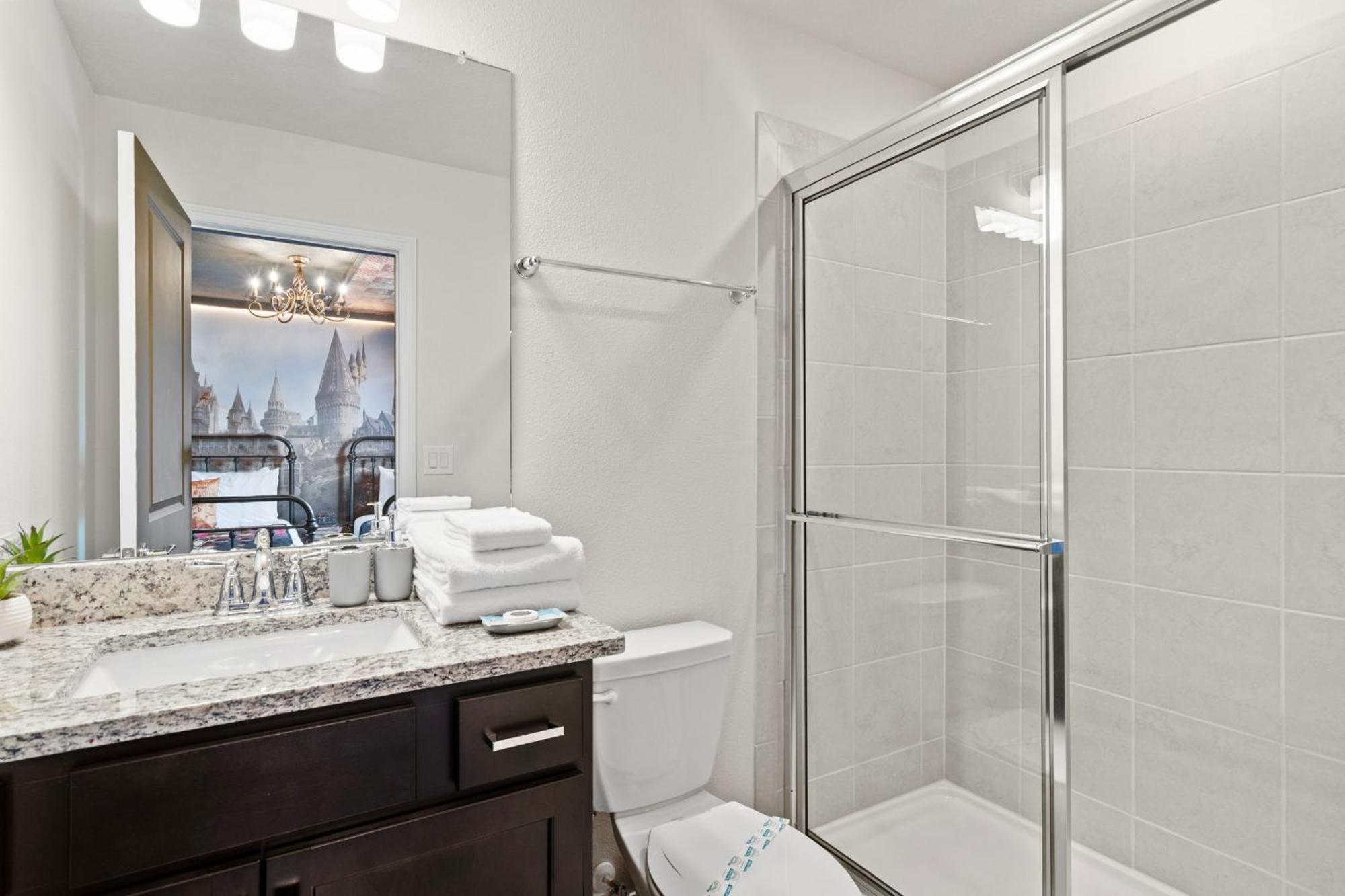10 Bedrooms- 8 Bathrooms- Windsor Cay16267sk