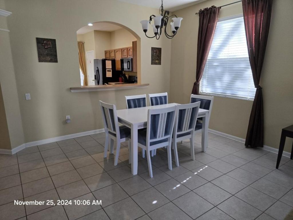 Amazing 6 Bedroom With A View * Orlando