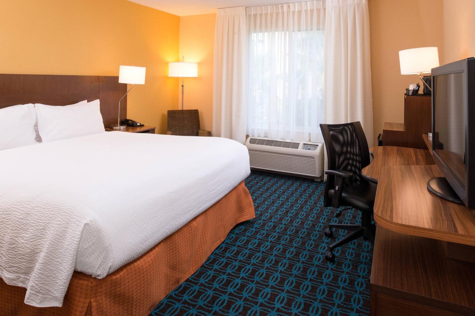 Fairfield Airport Hotel Orlando