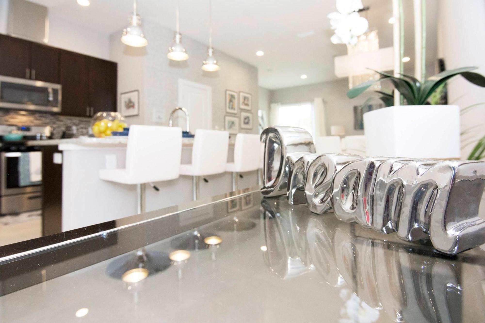 Dream Themed Vacation Townhome Su2602 *