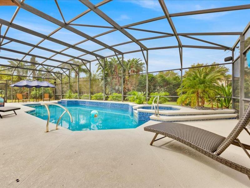 Peaceful Retreat - Private Pool, Near Orlando