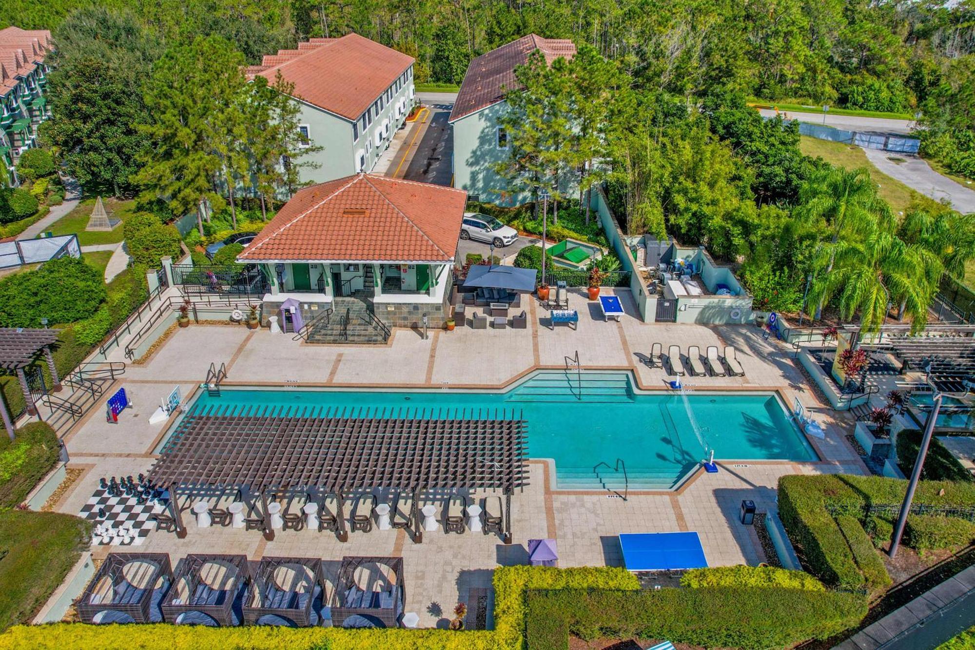 Luxury Townhome - 5 Minutes To Orlando