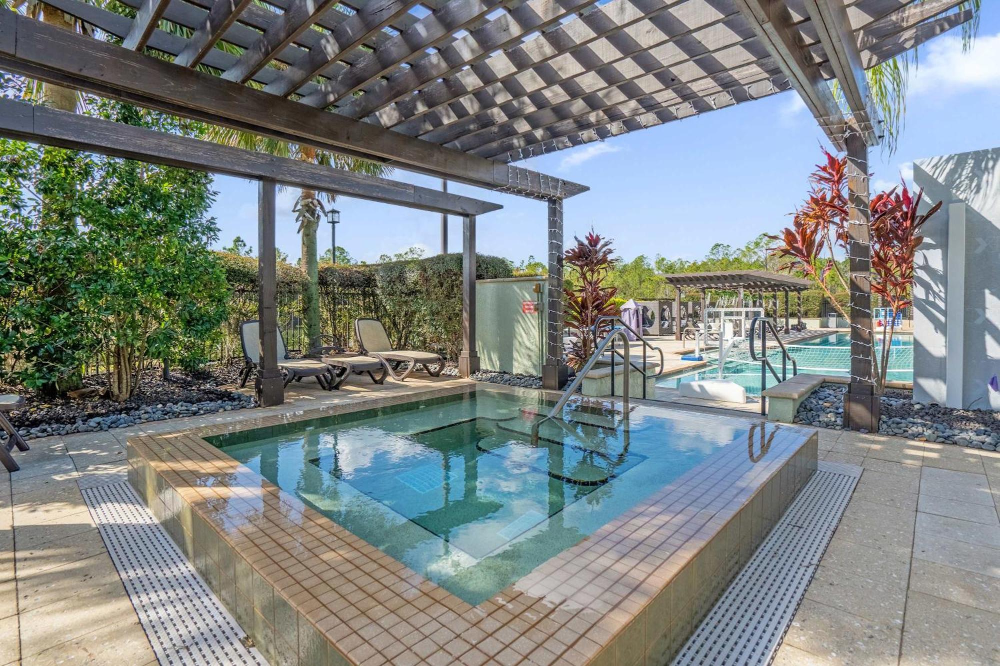 Luxury Townhome - 5 Minutes To * Orlando