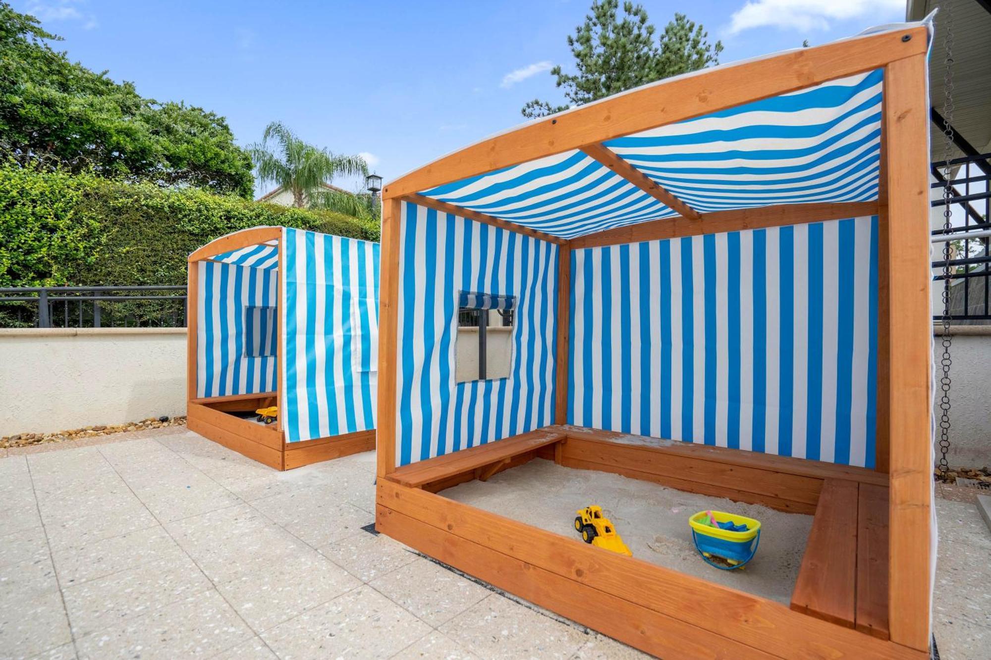 Holiday home Luxury Townhome - 5 Minutes To