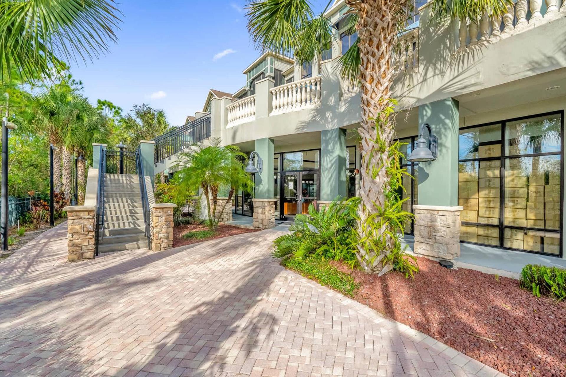 Modern 3br - Near - Pool And Hot Tub