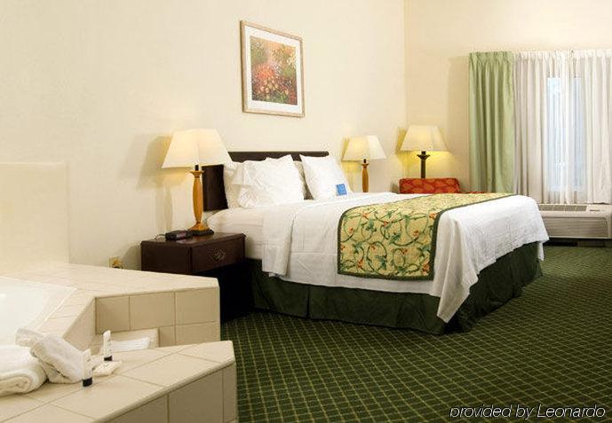 Hotel Fairfield Airport Orlando