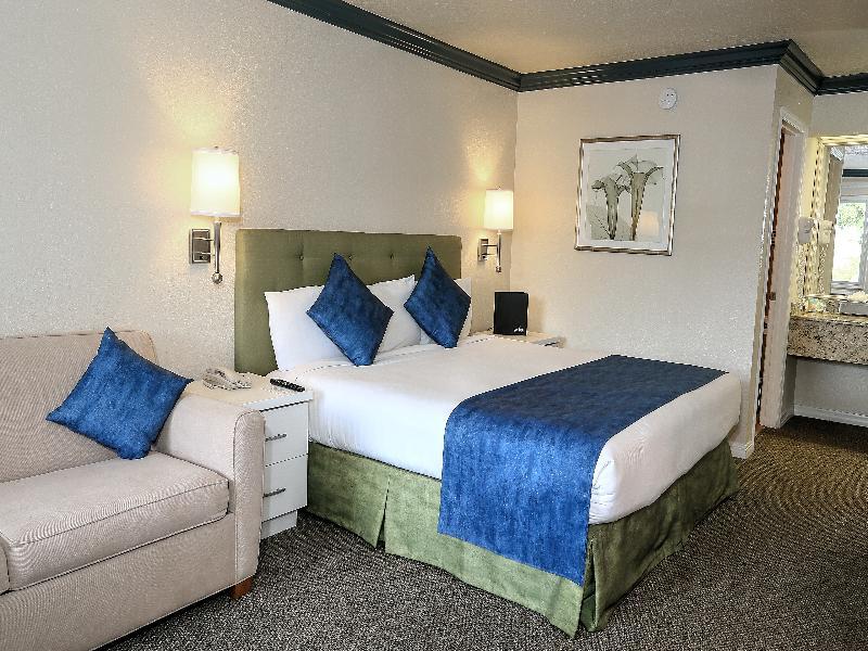 Surestay By Western International Drive Hotel 3*