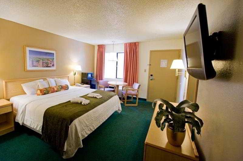 Hotel Surestay By Western International Drive