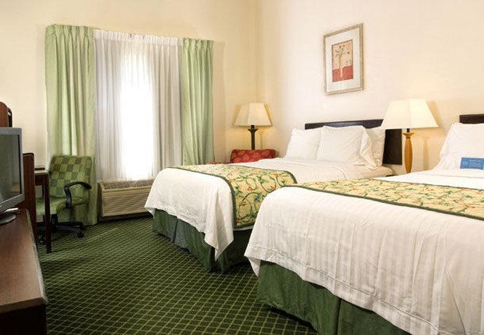 Fairfield Airport Hotel 3*