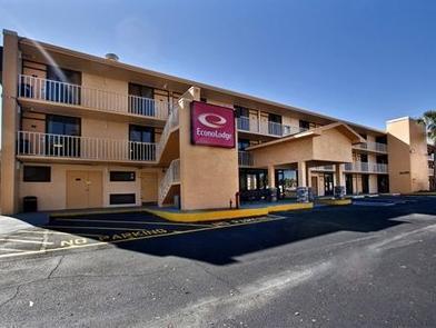 Suburban International Drive Hotel 2*