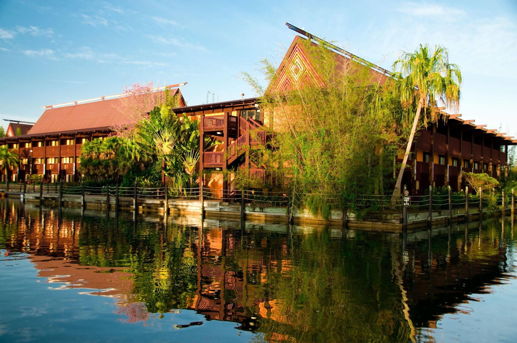 Disney's Polynesian Village