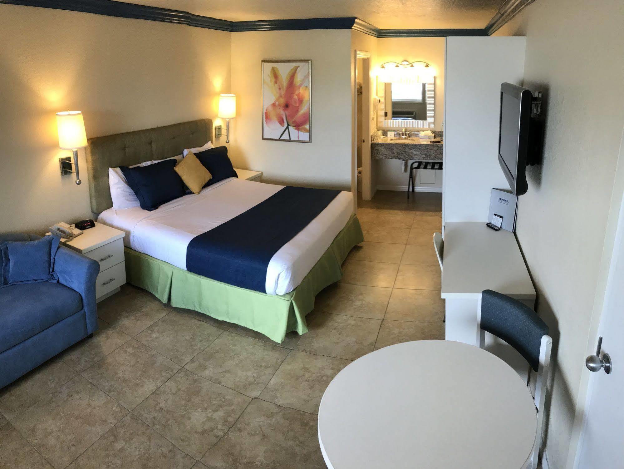 Hotel Surestay By Western International Drive
