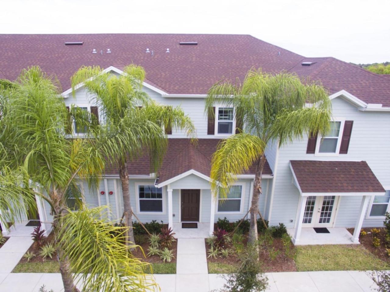 Beautiful Townhome At West Lucaya Wl8988 *