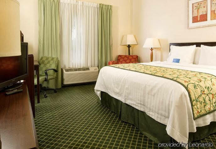 Hotel Fairfield Airport Orlando