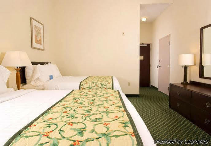 Hotel Fairfield Airport Orlando
