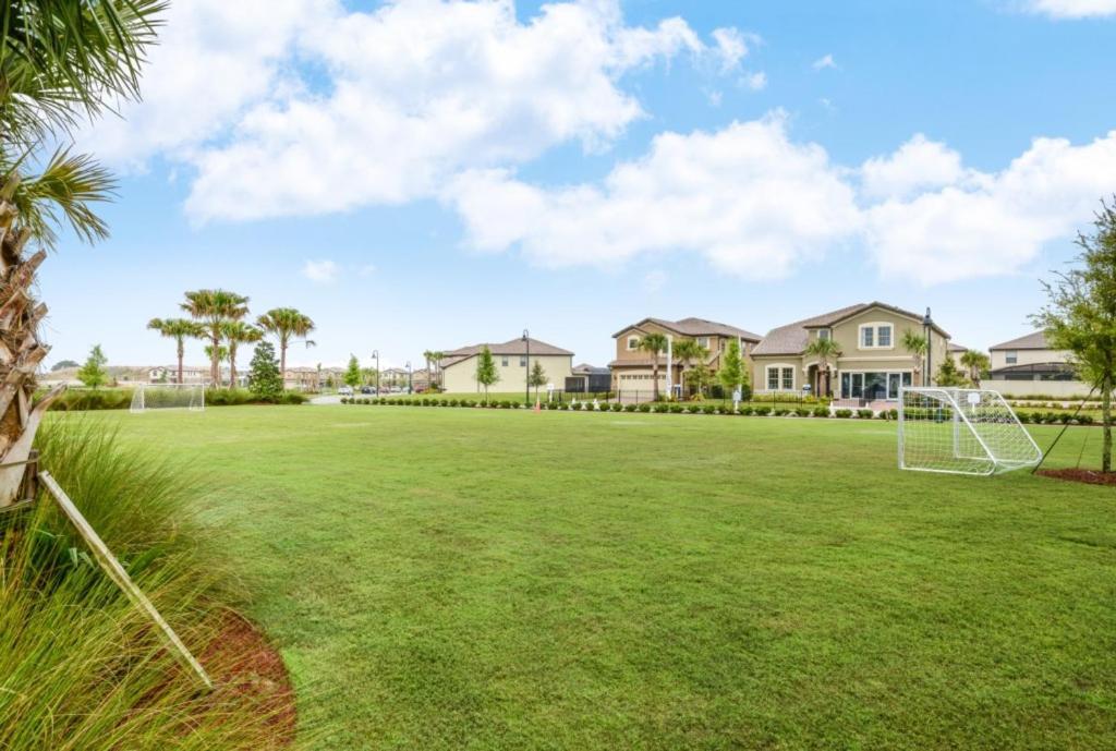 Villa 8 Bedroom Vacation In Windsor At Westside Orlando