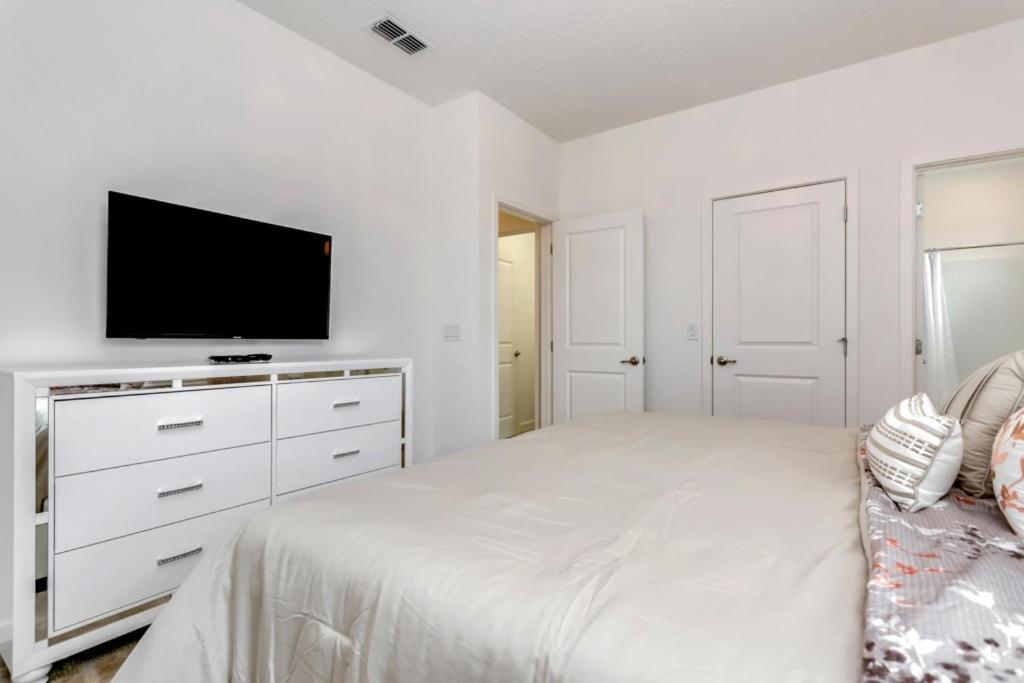 Villa 518mb New And Modern 8 Bedroom 5 Bathroom *