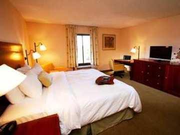 Hotel Hampton Closest To Universal