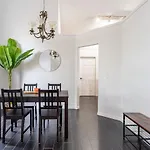 East Orlando Getaway - 3Br/2Bth - *Pool *Parking