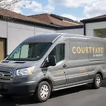 Courtyard By Marriott Orlando Airport
