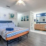 5Br Stay W Pool, Workspace & Fast Wi-Fi