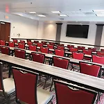 Ramada By Wyndham Suites Orlando Airport- Free Airport Shuttle
