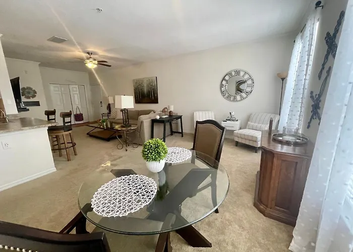 5 Star Luxury Huge 2/2 King - Close To Everything