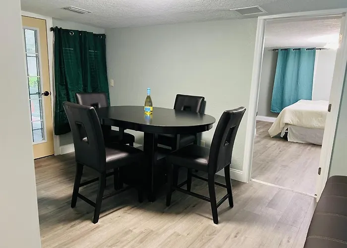 3Bdrm Fruit Tree Home Near Downtown Orlando