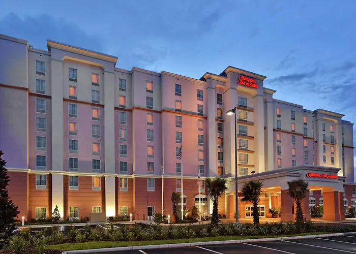 Hampton Inn & Suites Orlando Airport At Gateway Village