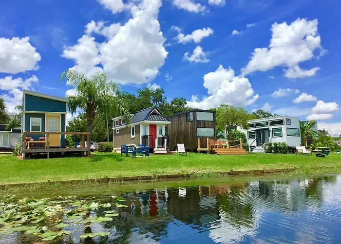 Orlando Lakefront Tiny Houses