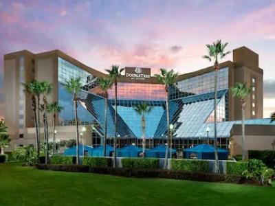Doubletree By Hilton Airport 3* Orlando