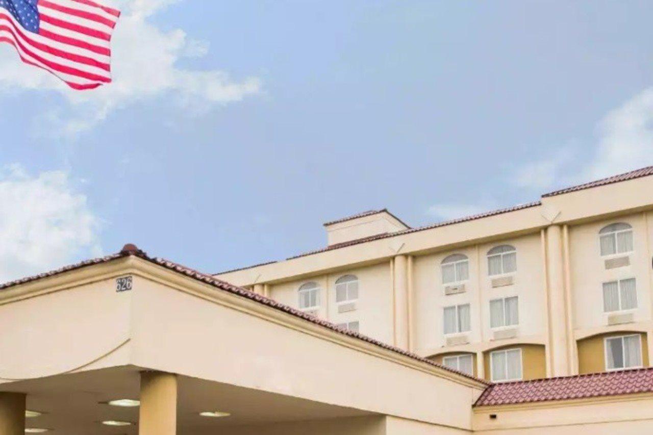 Quality & Winter Park Village Area Hotel