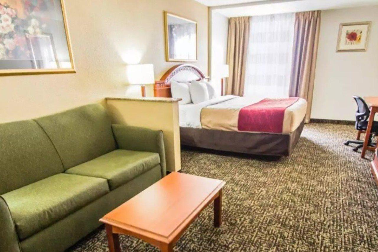 Hotel Quality & Winter Park Village Area Orlando