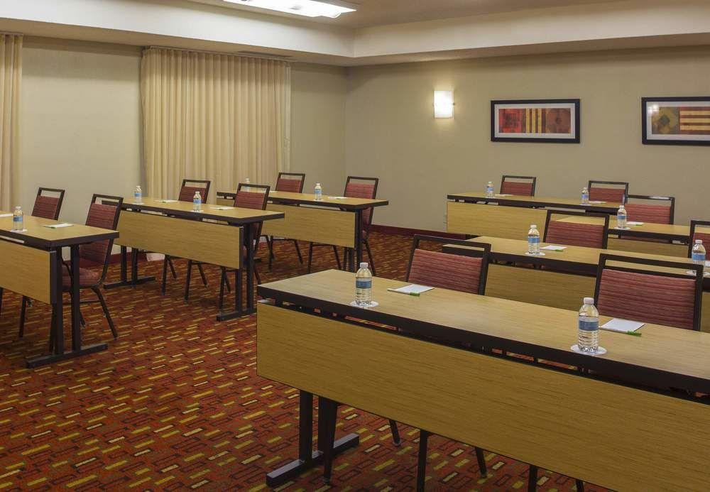 Courtyard By Marriott Airport 3* Orlando