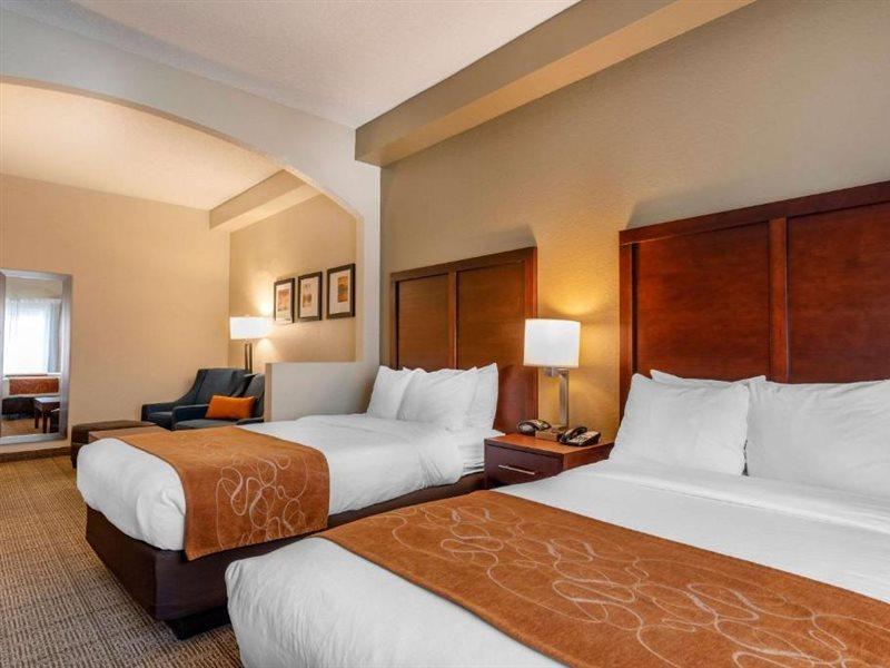 Comfort Downtown Hotel 3*