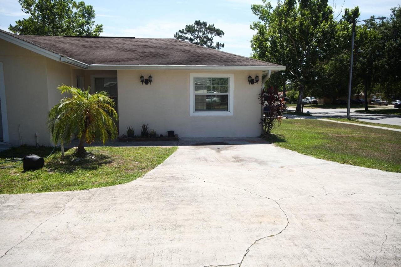 Beautiful Large Bedroom Apartment Orlando