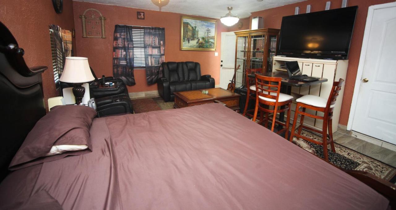 Apartment Beautiful Large Bedroom