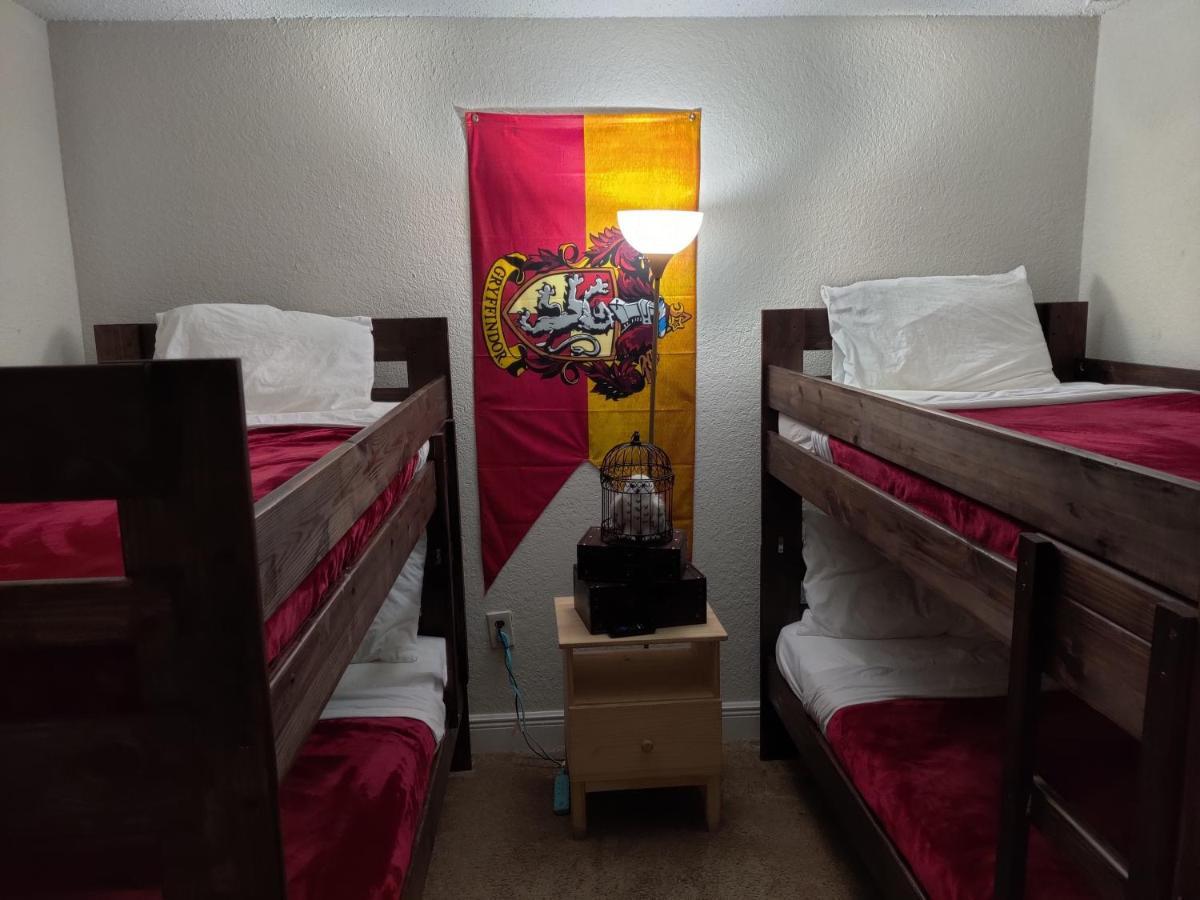 Centauri Vacation Rentals: 2-bedroom With Free Parking Apartment Orlando
