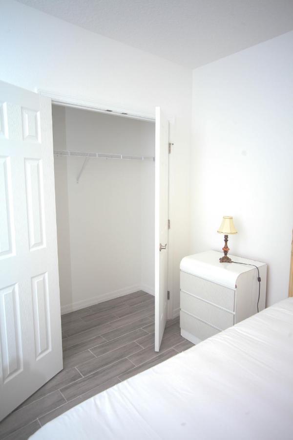 A Beautiful Queen Bedroom Guest house