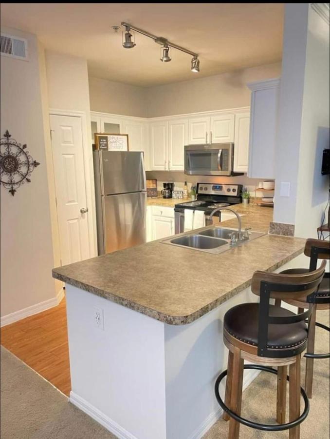 5 Star Luxury Huge 2/2 King - Close To Everything