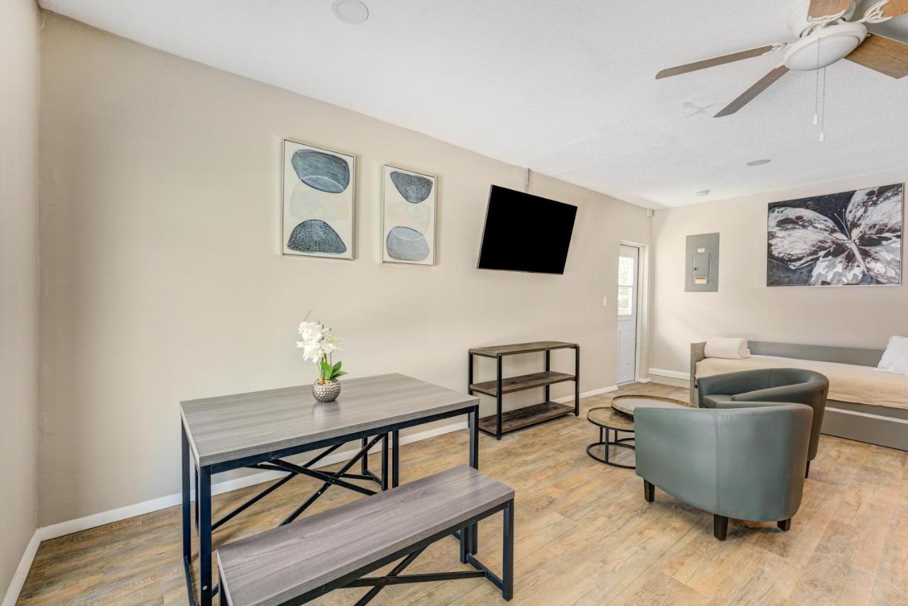 Apartment Quiet Location Duplex House - Minutes Away From Everything - Winter Park, Florida