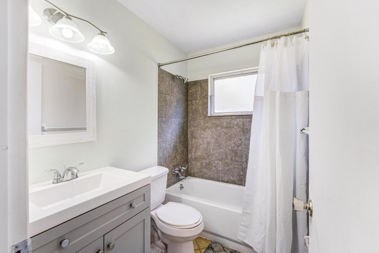 Apartment Quiet Location Duplex House - Minutes Away From Everything - Winter Park, Florida Orlando