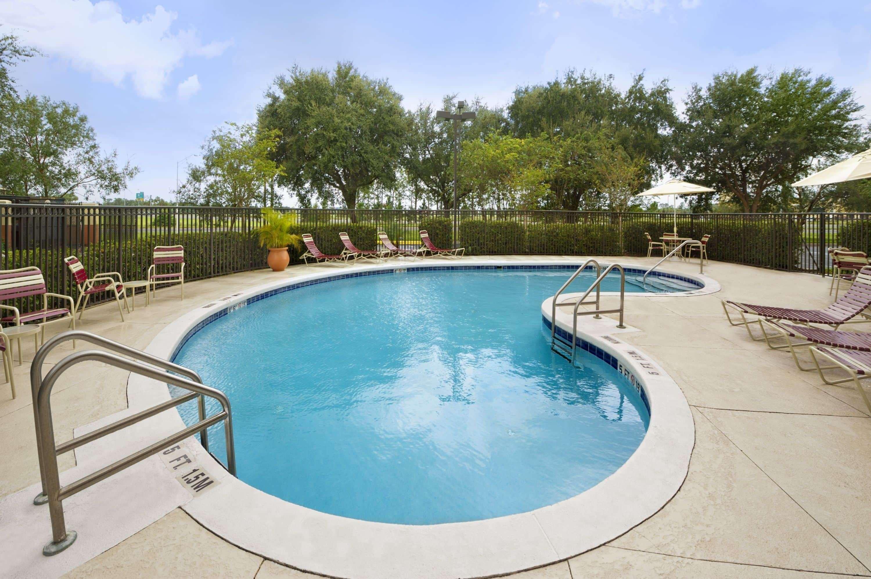 Ramada By Wyndham Airport- Free Airport Shuttle 3* Orlando