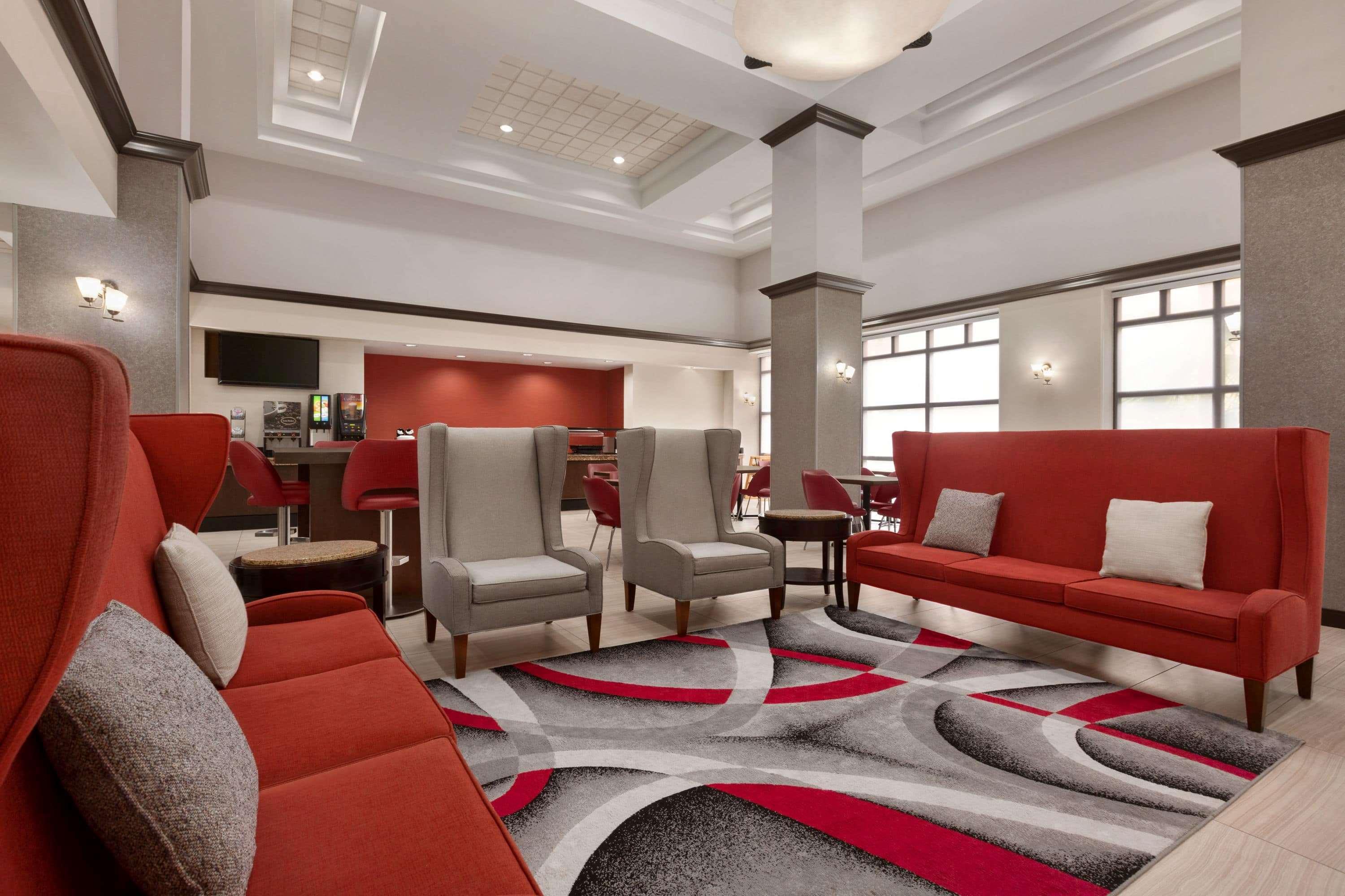 Hotel Ramada By Wyndham Airport- Free Airport Shuttle Orlando