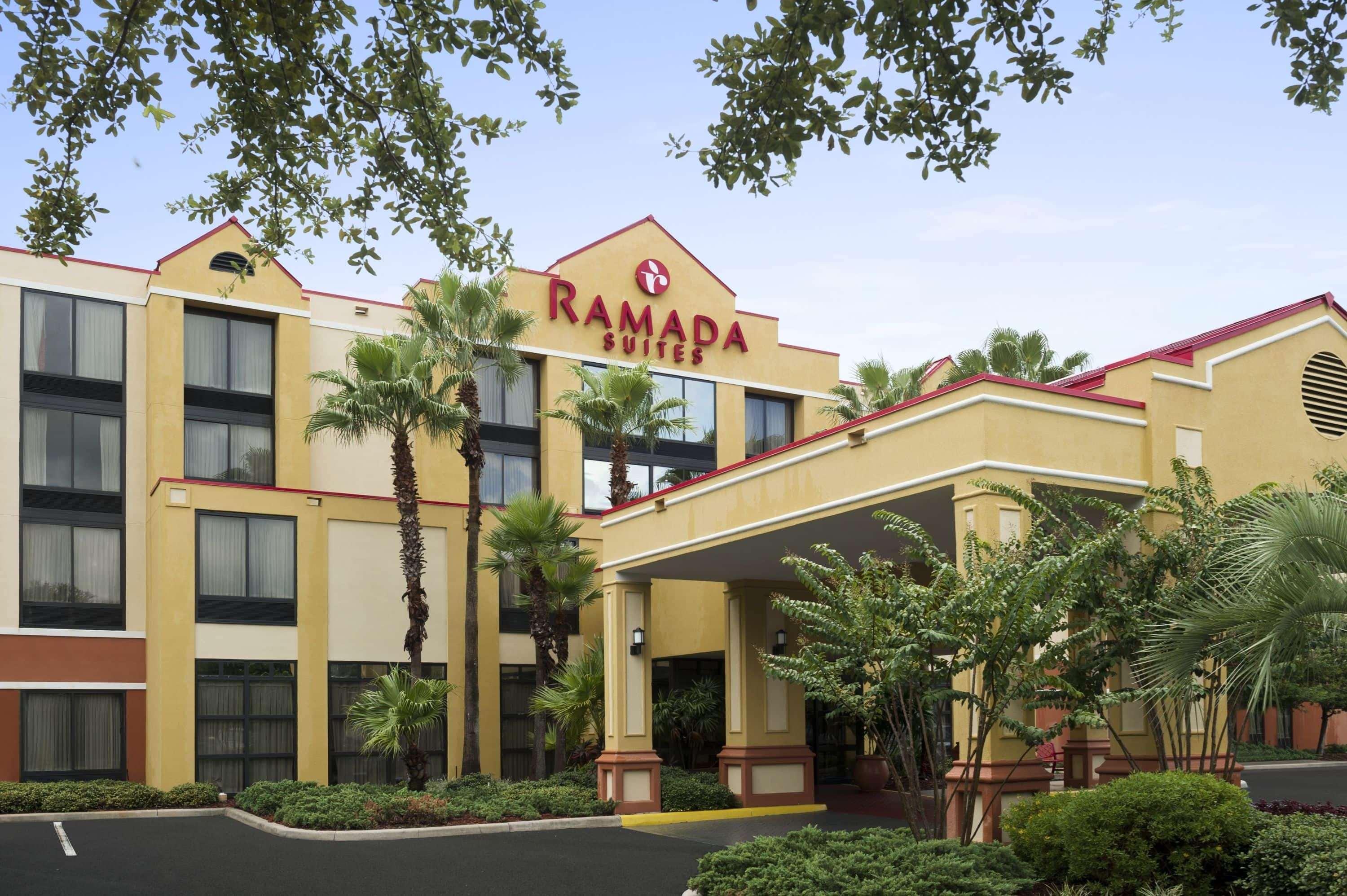 Ramada By Wyndham Airport- Free Airport Shuttle 3* Orlando