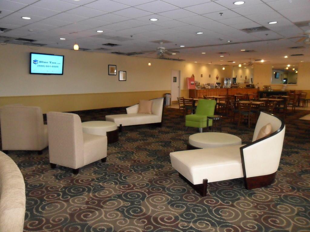 Quality & Winter Park Village Area Hotel