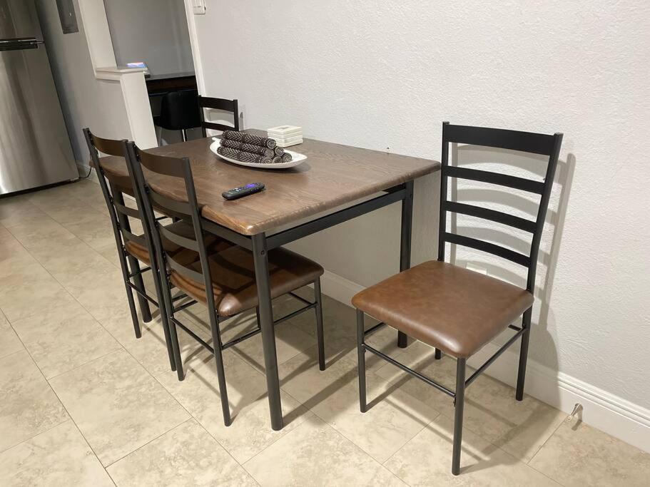 Casita, King Bd/sofa Bd/bth/kitch/netflix Disney+