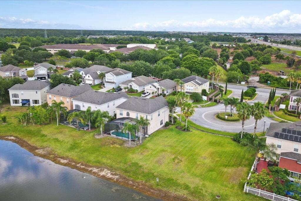 Long Stays! Lakefront - Gated Pool