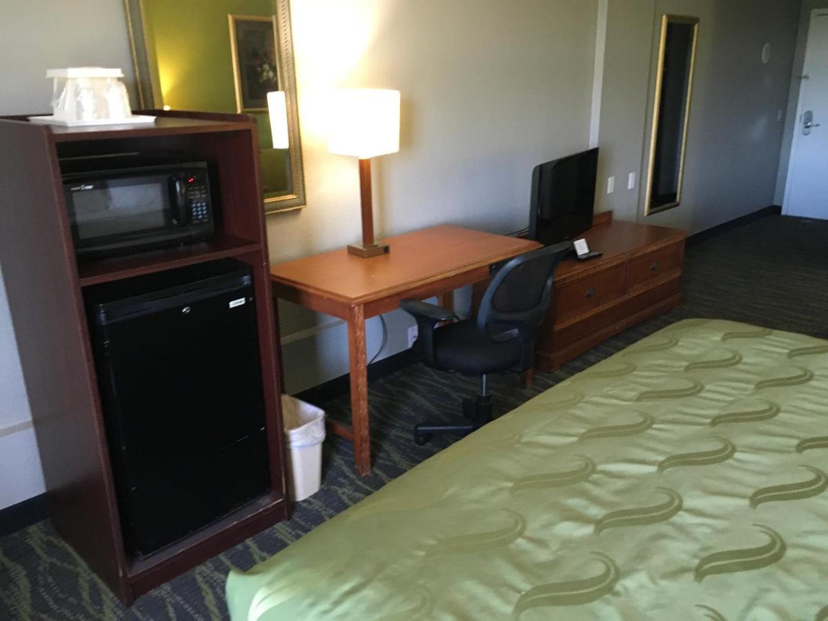 Hotel Quality & Winter Park Village Area